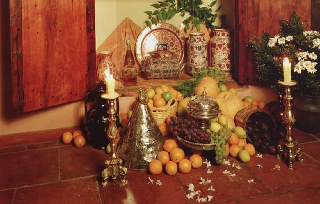 Bodegón de frutas y velas en Abacanto